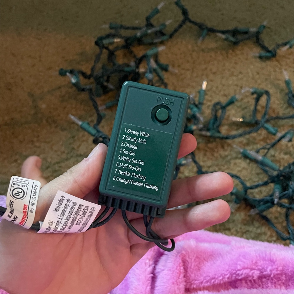 Mini Christmas Tree & Accessory Bundle - Picture 4 of 10